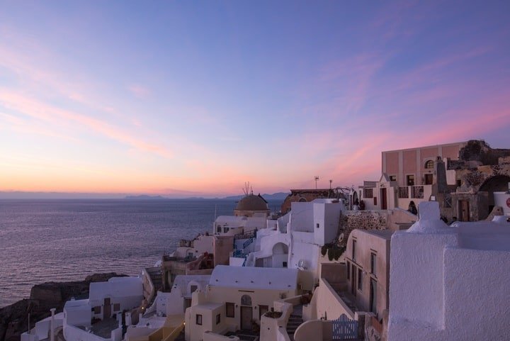 Santorini-spotlight-fp